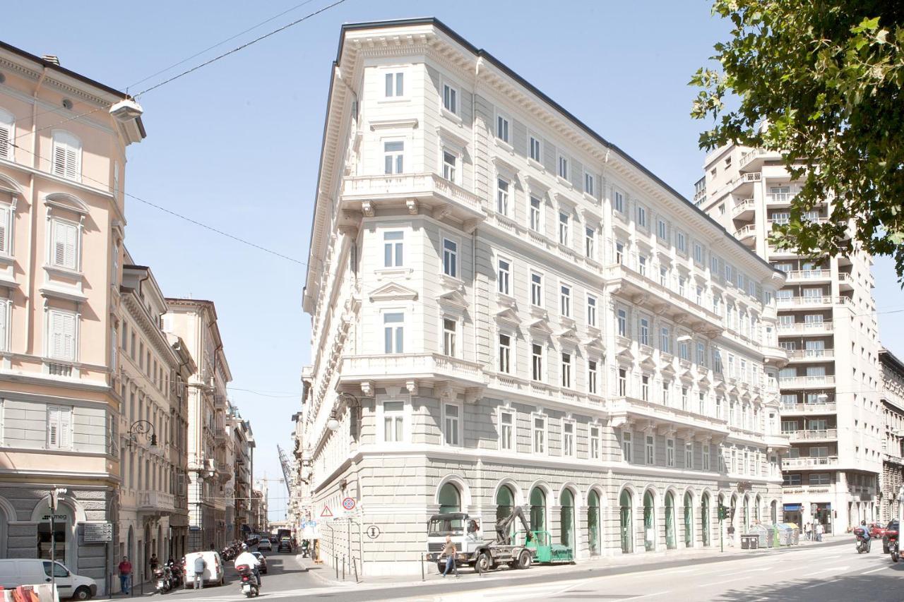 الشقق الفندقية ترييستيفي  Palazzo Talenti 1907 المظهر الخارجي الصورة